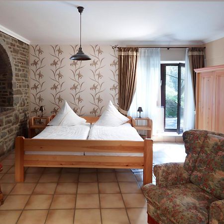 Hotel Haus Kylltal Zendscheid Ngoại thất bức ảnh